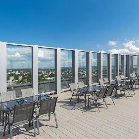 Hanza Tower Space & Pool & Sauna & Jacuzzi Daire Szczecin